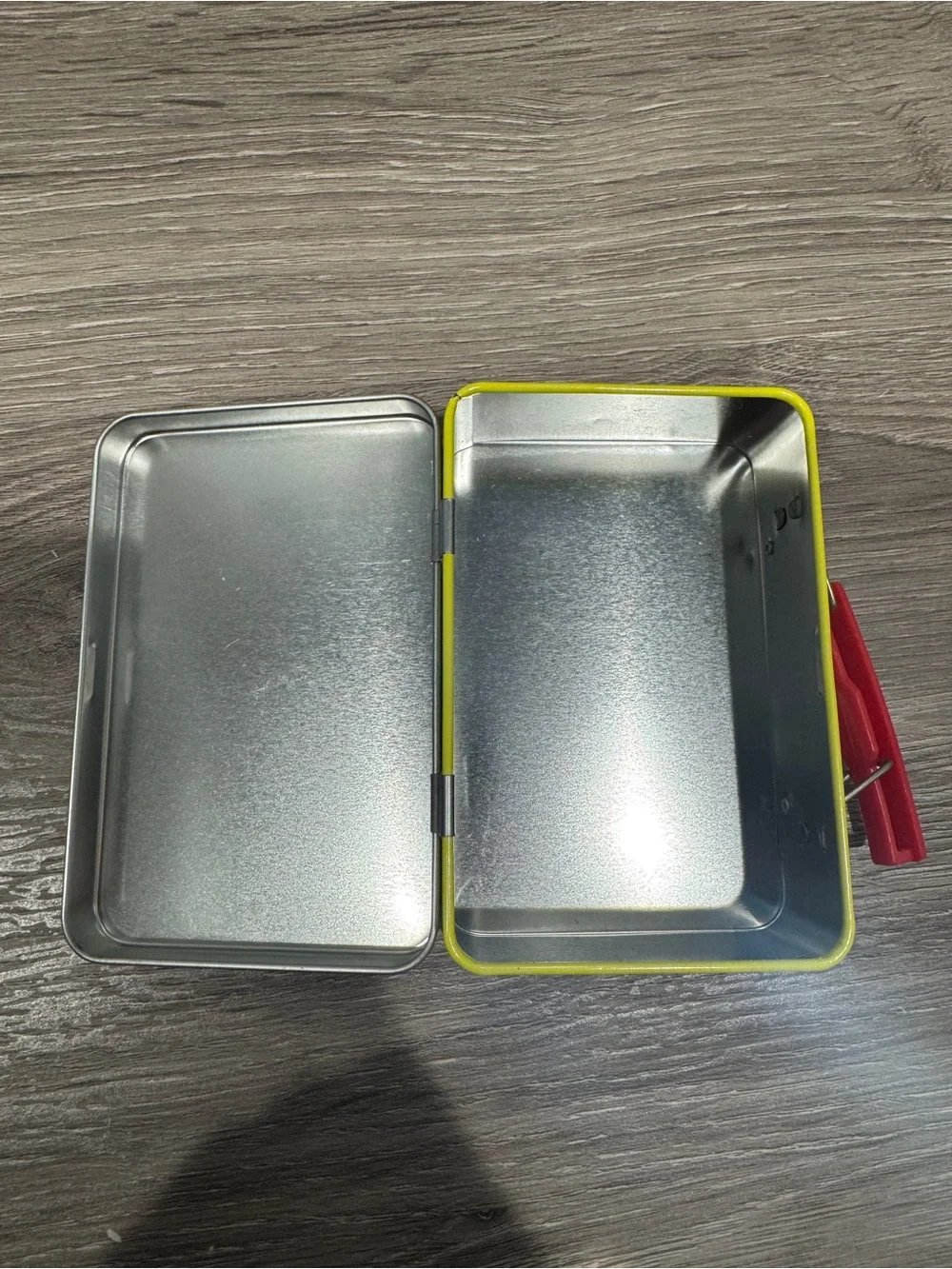 Sugar Daddy Milk Caramel Pop Mini Tin - Like New